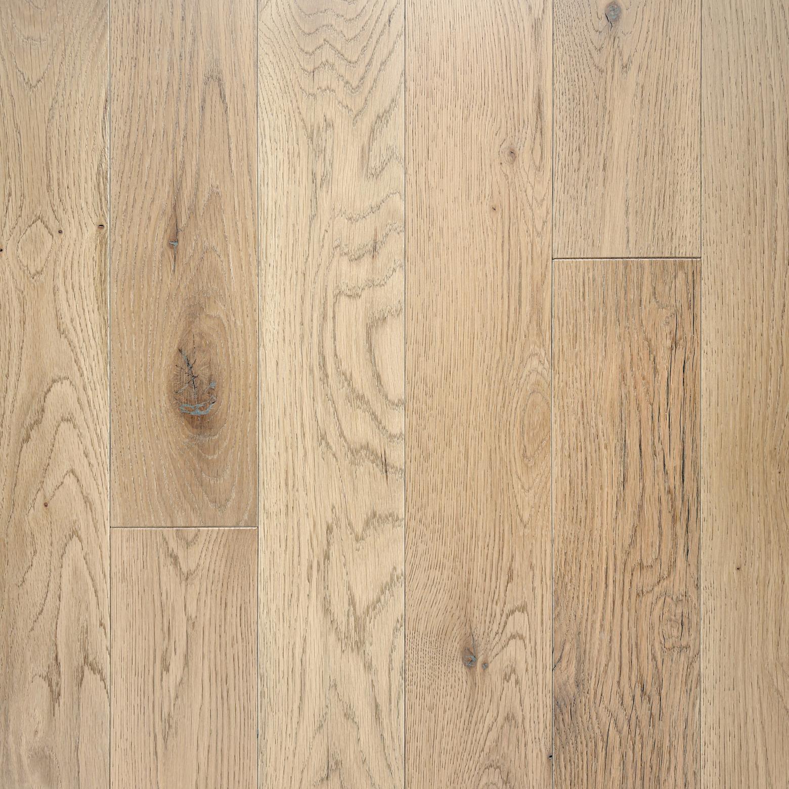 ローゼンダール ゾウ（ROSENDAL Elephant,solid oak） Reclaimed Oak Flooring & Paneling | BLACK & TAN—TAN OAK | Pioneer